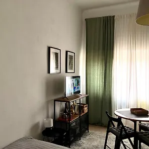 Apartament Mansarda Di Nolo-mm Pasteur-red Line, Mediolan